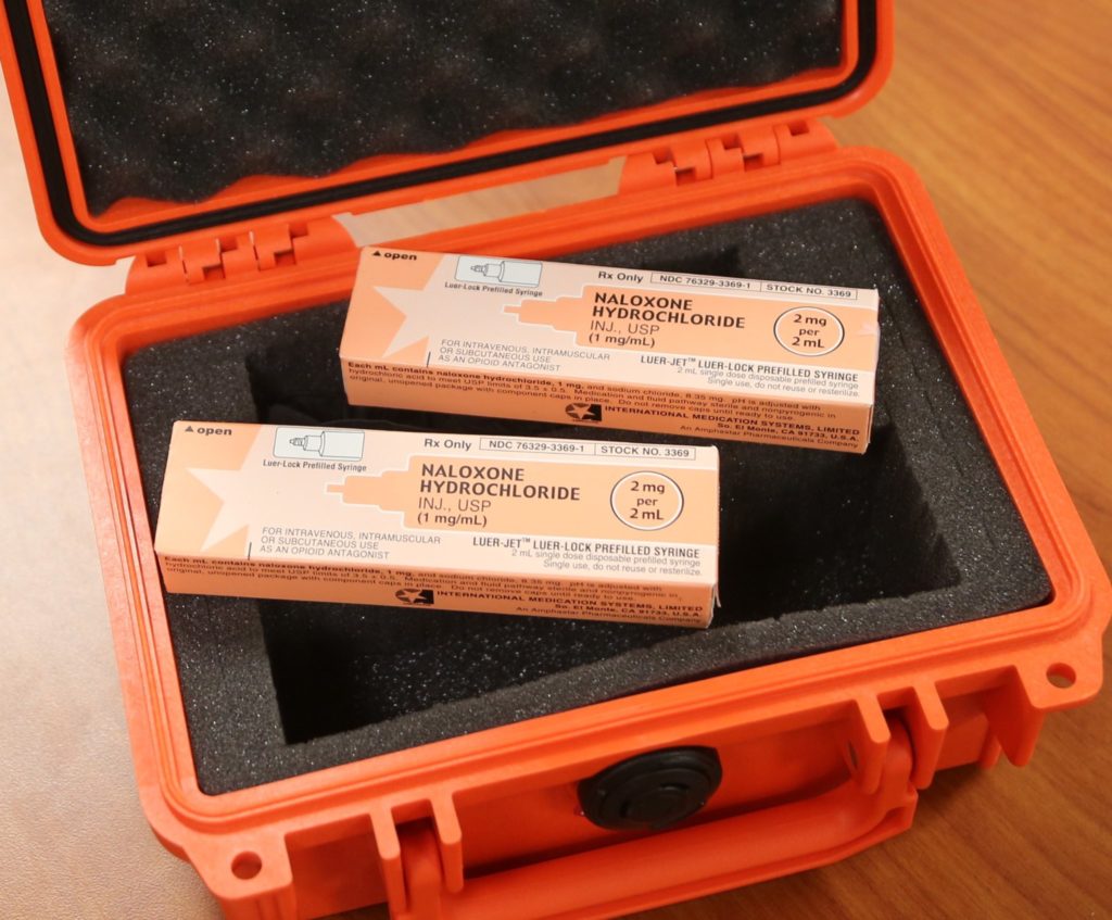 Contra Costa sheriff's deputies help save life at Martinez jail