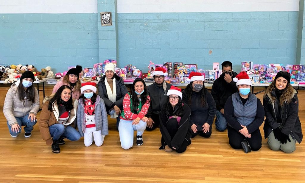 Uniting Hearts seeks volunteers for community giveaways this holiday season