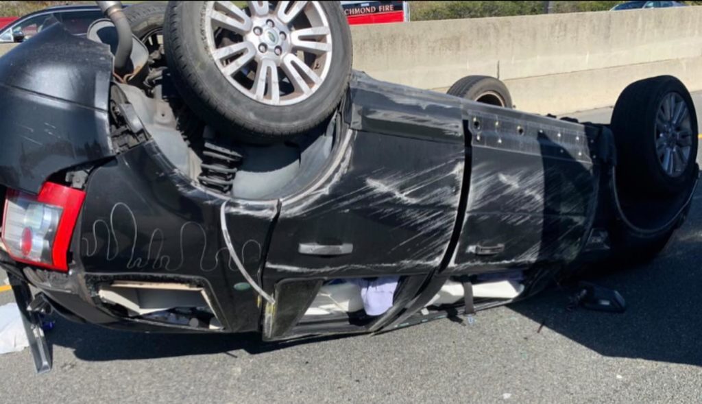 Occupants sustain 'very minor injuries' in rollover crash on I-580
