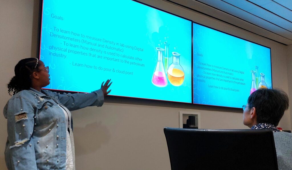 Richmond high school interns spend summer working in Chevron labs