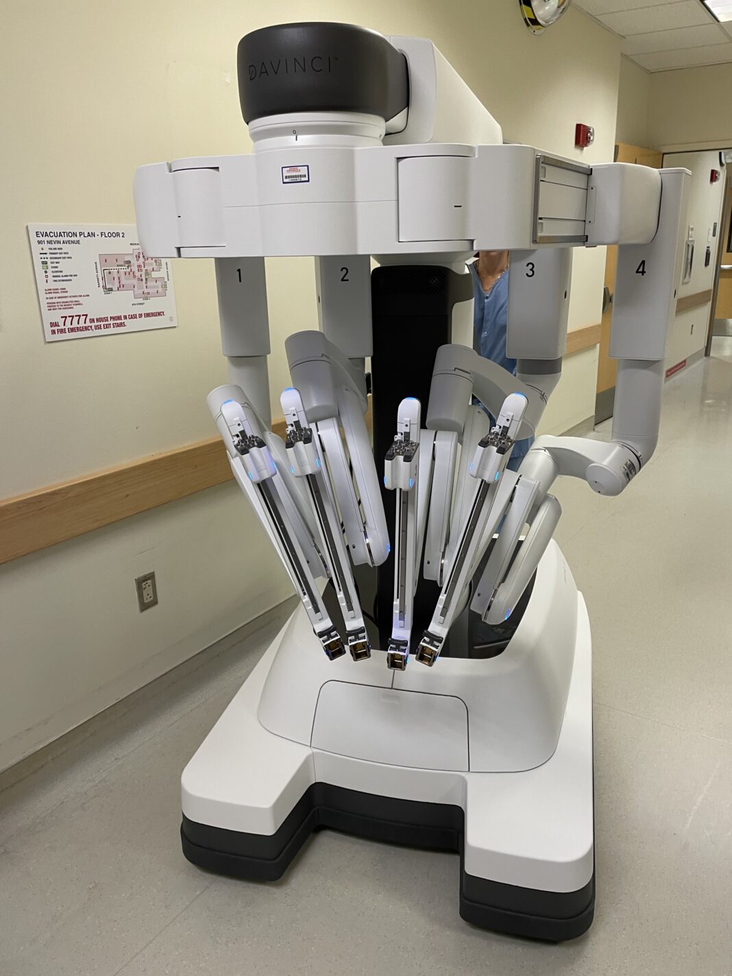 Kaiser Richmond new surgical robot Richmond Standard