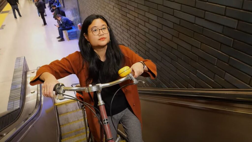 Bikes now allowed on BART escalators