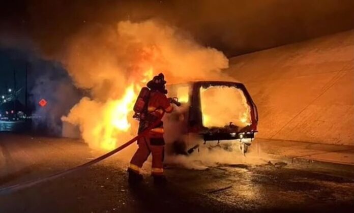 Video: Richmond firefighters make quick work of car fire