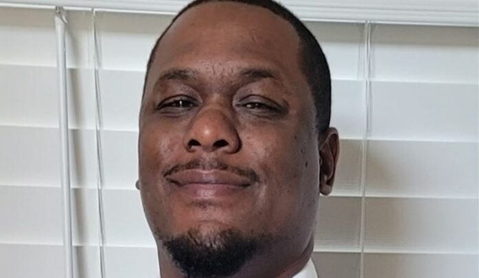 Marcus Davis named head football coach at Contra Costa College