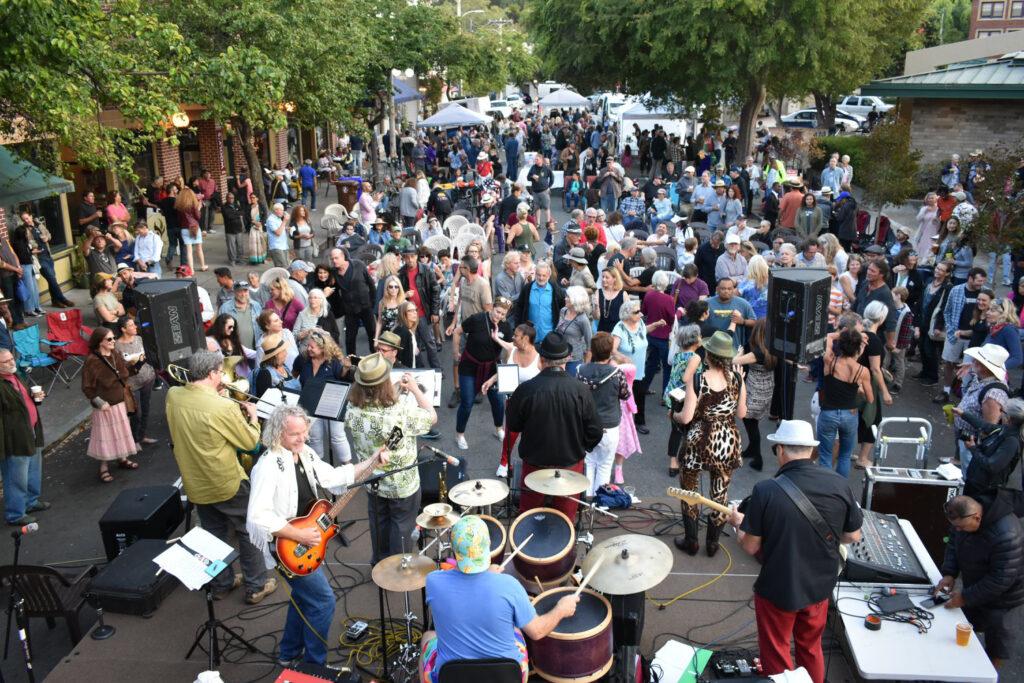 Point Richmond Music seeks bands for 25th anniversary summer season