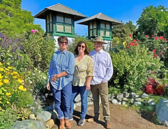 Annie’s Annuals blooms again