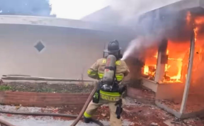 Fire crews apply water to flames within 3 minutes of dispatch to house fire