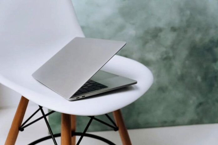 Indulge your curiosity during a free tour of the Eames Institute