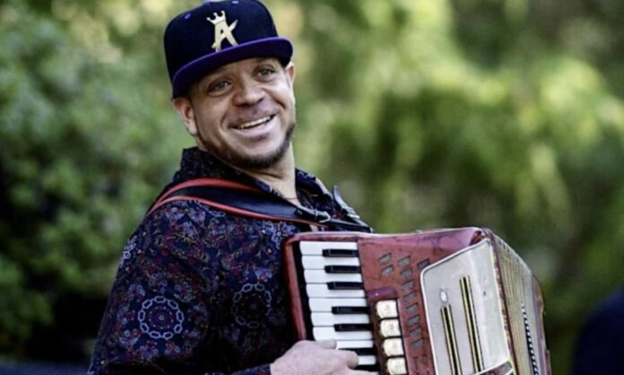 Riggers Loft music, food event benefits youth music program