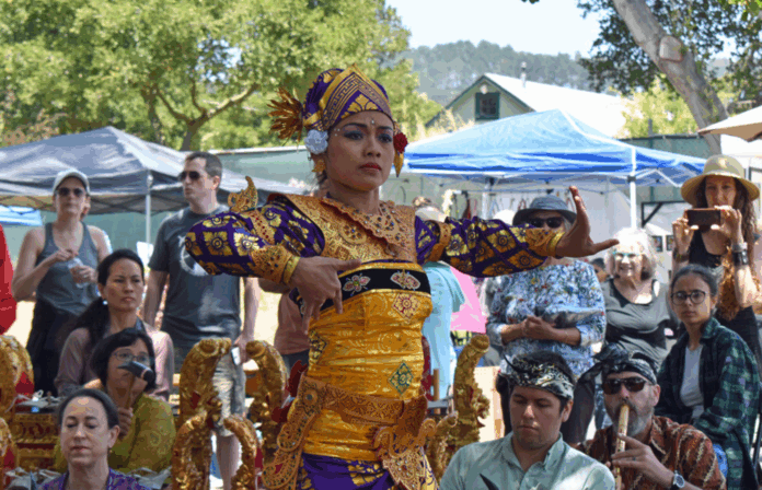 Community gears up for unique East Richmond Heights Festival