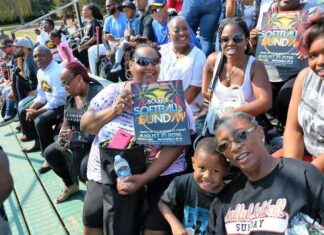 Bats swinging, hearts uniting at ‘Soulful Softball Sunday’ Bats swinging, hearts uniting at ‘Soulful Softball Sunday’