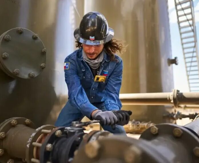 Chevron Richmond hiring Operator Trainees