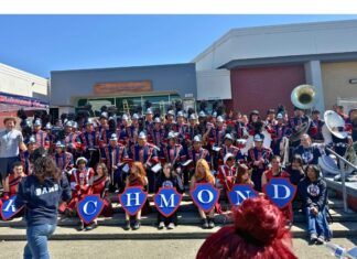 Comienza la construcción del proyecto de modernización de la Escuela Secundaria Richmond Ground breaks on Richmond High modernization project