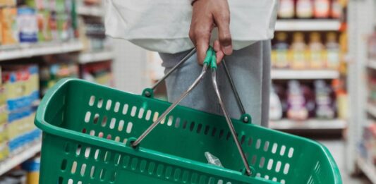 Op-Ed: Give kids the healthy snacks they deserve Op-Ed: Give kids the healthy snacks they deserve