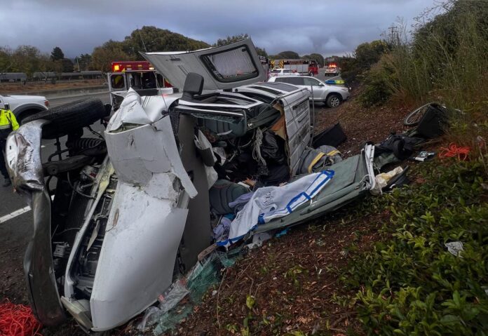 Minor injuries in multi-vehicle crash on I-580 near Regatta Blvd.