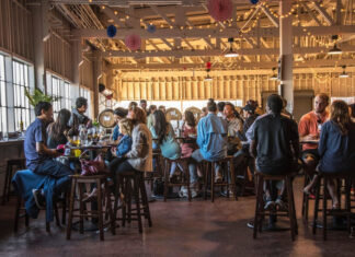 Riggers Loft Wine Company permanently closes after ‘awful’ fight with city Riggers Loft Wine Company permanently closes amid city dispute