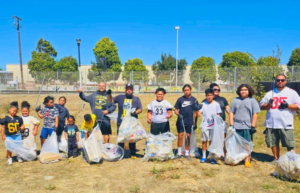 From touchdowns to trash bags: Richmond Steelers tackle park cleanups
