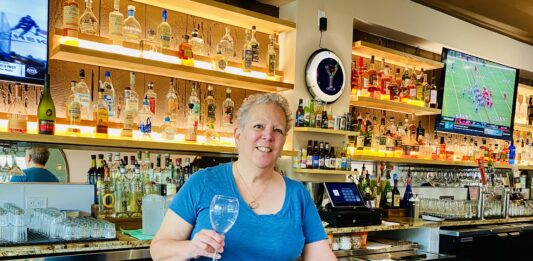 Padia family revamps El Sobrante landmark PJ’s Restaurant & Cocktail Padia family revamps El Sobrante landmark PJ’s Restaurant & Cocktail