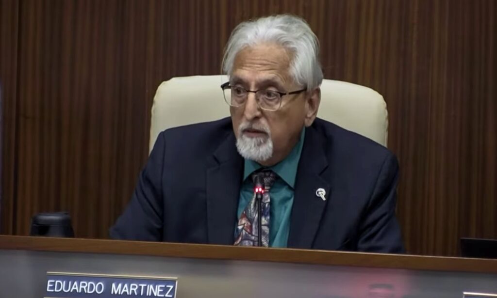 RPA bloc halts emergency censure of mayor over antisemitic posts 