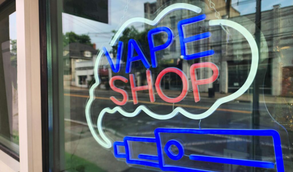Richmond to slash number of smoke shops by nearly half