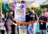 Volunteers clean and adopt Humphrey Playlot on Earth Day